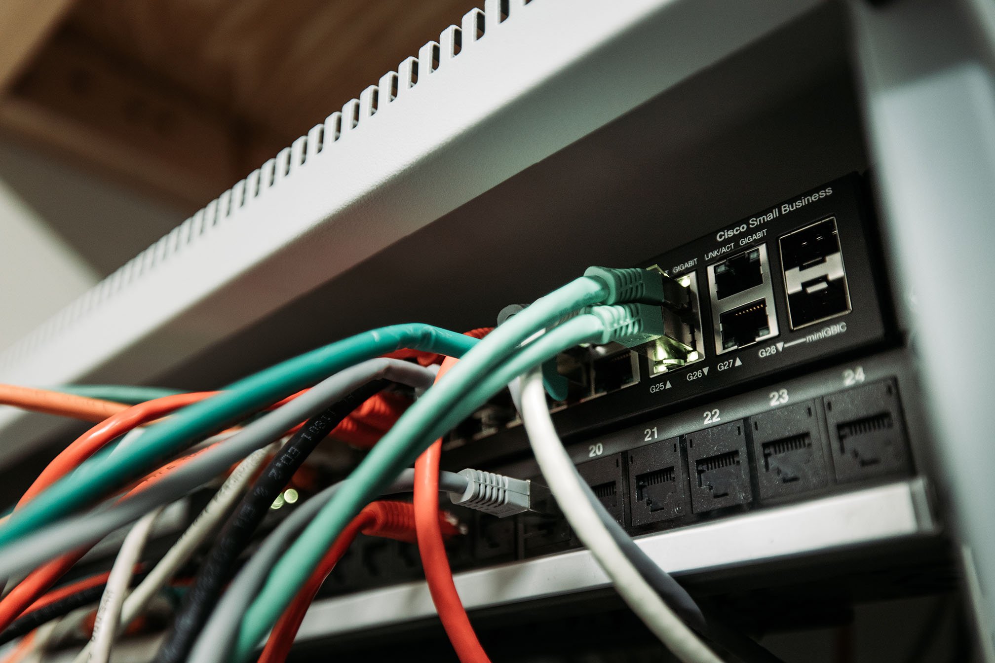 infodatek-systeem-kabels-oplossingen